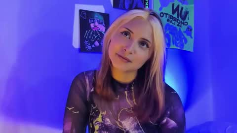 Snapshot of melissa_noir chatting on 12.03.25 melissa_noir online show from 12.03.25