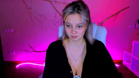 Melissa online show from 11.20.25