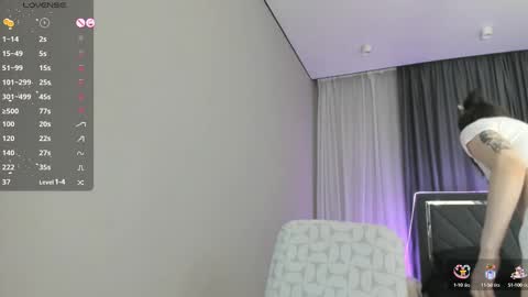 Lisaa online show from 02.14.25