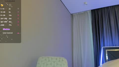 Lisaa online show from 02.19.25