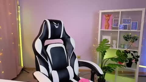 Snapshot of melissacharm_ chatting on 03.21.26 Melissa online show from 03.21.26