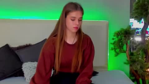 MelissaCrayzy online show from 02.19.25