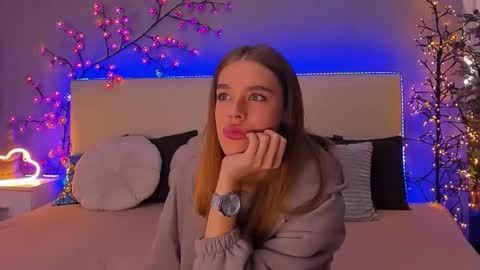 MelissaCrayzy online show from 10.25.25