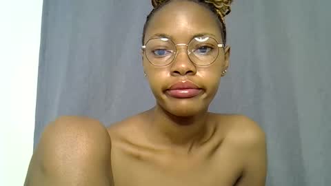 Snapshot of melissah_hot chatting on 03.04.26 melissah_hot online show from 03.04.26