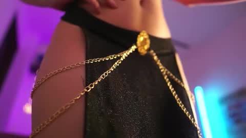 Snapshot of melissajones3 chatting on 10.10.25 melissajones3 online show from 10.10.25