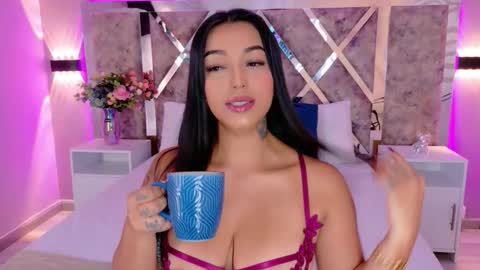 Snapshot of melissasuarez chatting on 01.07.26 online show from 01.07.26