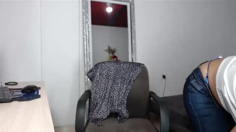 melissazaens online show from 12.02.24