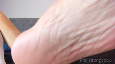 Snapshot of melistrongcock chatting on 11.09.25 Meli online show from 11.09.25