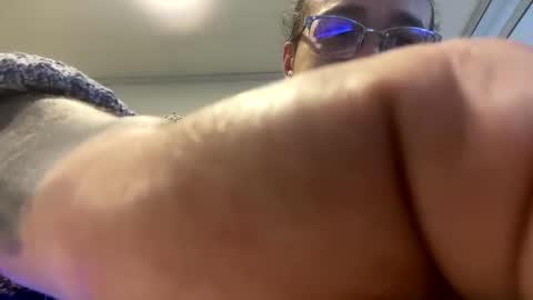 Snapshot of melkkor chatting on 12.17.25 Melkkor Independient Model online show from 12.17.25