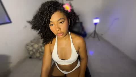 mell_rossi online show from 06.14.26