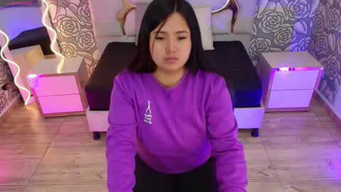 Snapshot of mellani_tay chatting on 01.19.25 Mellani  online show from 01.19.25