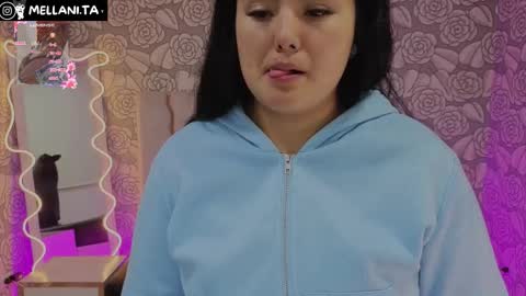 Snapshot of mellani_tay chatting on 09.29.25 Mellani  online show from 09.29.25