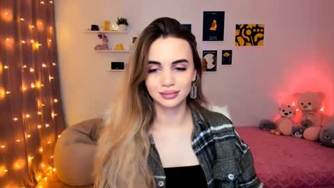 Tessa online show from 12.17.24