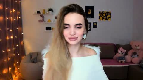 Tessa online show from 12.20.24