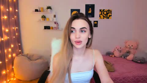 Tessa online show from 01.07.25