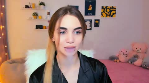 Tessa online show from 01.09.25