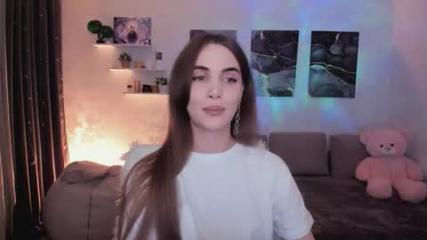 Tessa online show from 11.21.25