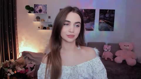 Tessa online show from 12.18.25