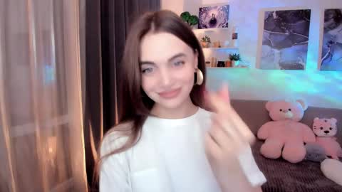 Tessa online show from 03.04.26