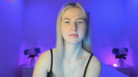 Mellina online show from 03.10.25