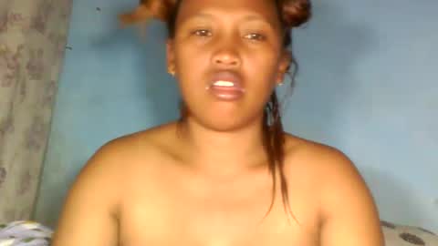 Snapshot of mellissia02 chatting on 02.10.25 mellissa online show from 02.10.25