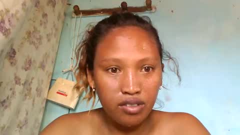 Snapshot of mellissia02 chatting on 03.04.25 mellissa online show from 03.04.25