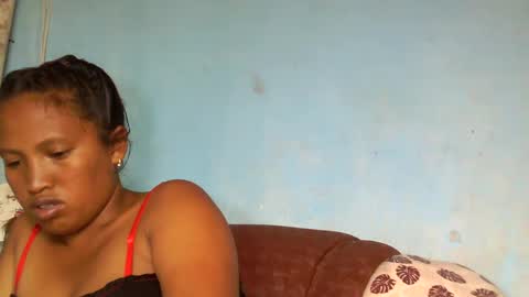 Snapshot of mellissia02 chatting on 03.12.25 mellissa online show from 03.12.25