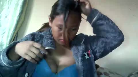 Snapshot of mellissia02 chatting on 09.25.25 mellissa online show from 09.25.25