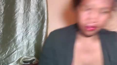 Snapshot of mellissia02 chatting on 10.05.25 mellissa online show from 10.05.25