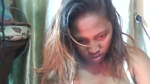 Snapshot of mellissia02 chatting on 11.13.25 mellissa online show from 11.13.25