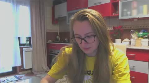 Snapshot of melly_rosey chatting on 02.12.25 Melly online show from 02.12.25