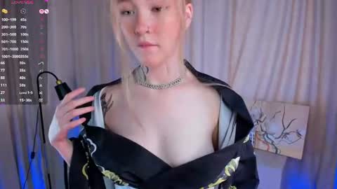 Snapshot of melodievejar chatting on 07.16.26 melodievejar online show from 07.16.26