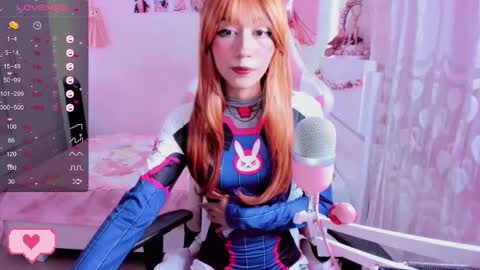 Snapshot of melody_e00 chatting on 12.08.24 Elizabeth online show from 12.08.24