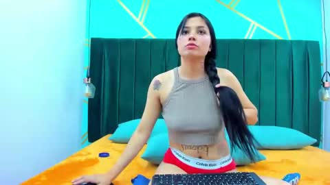 melody_kener online show from 01.13.25