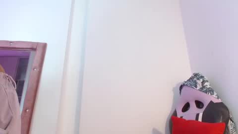 melody_mercy online show from 02.20.25