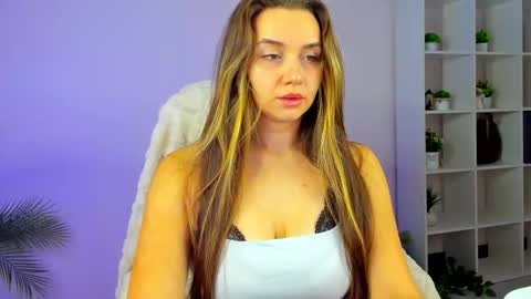 Snapshot of melody_sol chatting on 11.26.25 melody_sol online show from 11.26.25