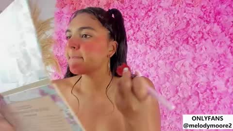 Snapshot of melodymoore_ chatting on 11.30.25 Melody online show from 11.30.25