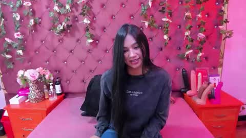 Melodysmithass online show from 11.22.25