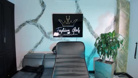 melodysnow online show from 11.24.25