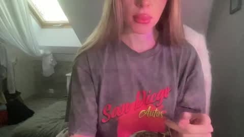 Melodie Sweet online show from 02.03.26