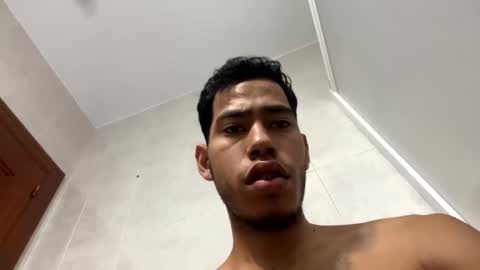 memolesta13 online show from 01.17.25