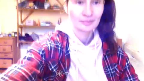 Snapshot of memorningdew chatting on 12.30.24 Yummygirl online show from 12.30.24