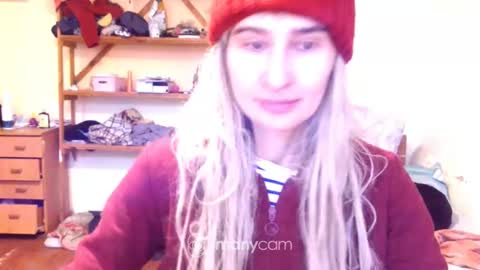 Snapshot of memorningdew chatting on 01.06.25 Yummygirl online show from 01.06.25