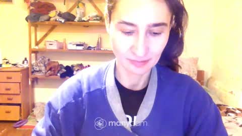 Snapshot of memorningdew chatting on 01.19.25 Yummygirl online show from 01.19.25