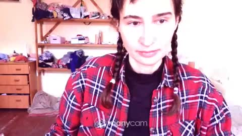 Snapshot of memorningdew chatting on 03.09.25 Yummygirl online show from 03.09.25