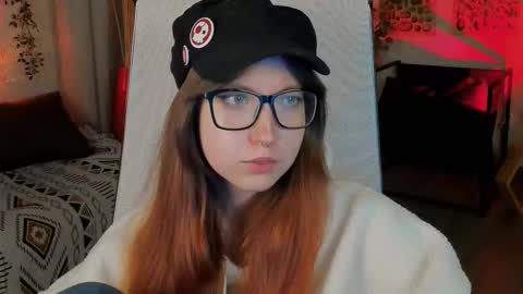 Mia online show from 10.05.25