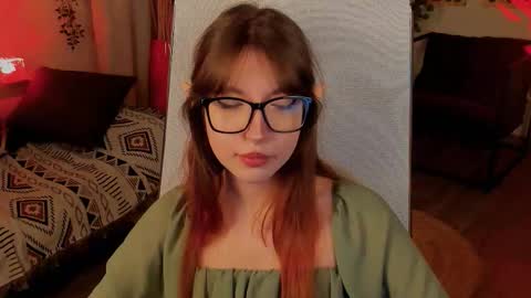 Mia online show from 10.16.25