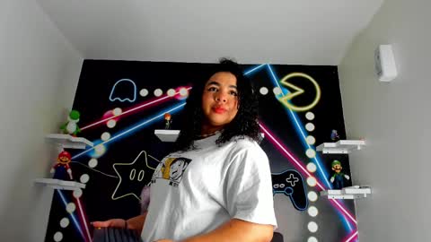  Memphis Williams  online show from 03.10.25