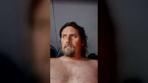 Snapshot of men10_12_1983 chatting on 07.26.26 men10_12_1983 online show from 07.26.26