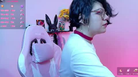 Snapshot of meow_cat4 chatting on 06.19.26 Cata online show from 06.19.26